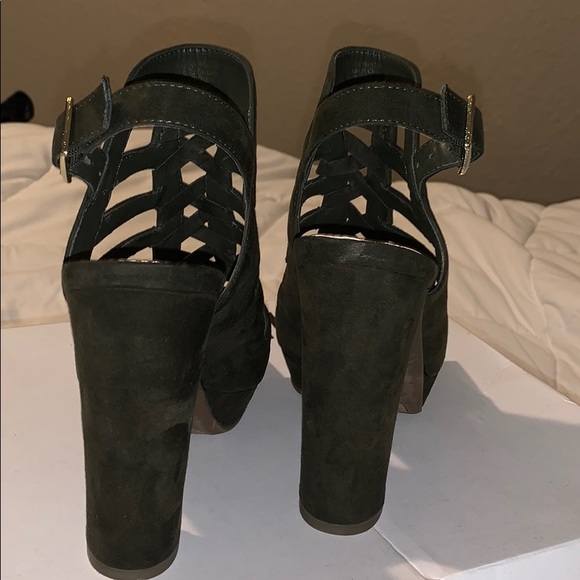 Women sandal heels - Picture 3 of 5